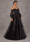 Preview: Schwarzes Spitzenkleid mit Carmen-Ausschnitt und langen Ärmeln